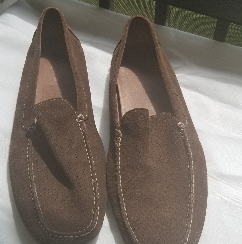 *PREOWNED* Donald J. Pliner Suede Leather Drivers